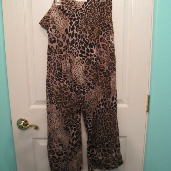 Bisou Bisou Intimates Pajama Set  2 pc Animal Print  Size Medium - Picture 8 of 14